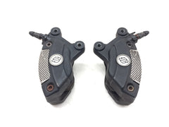 Left Right Front Brake Calipers Pads Set 2009 Harley Road King FLHR 3135